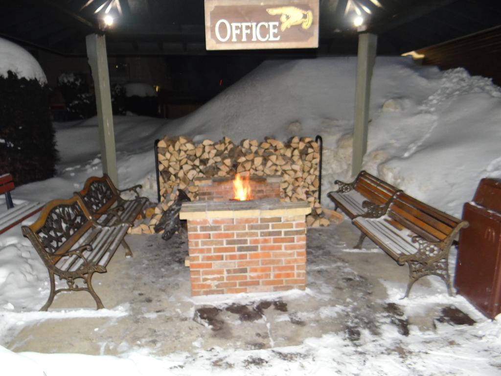 Edelweiss Ski Lodge Ellicottville Buitenkant foto