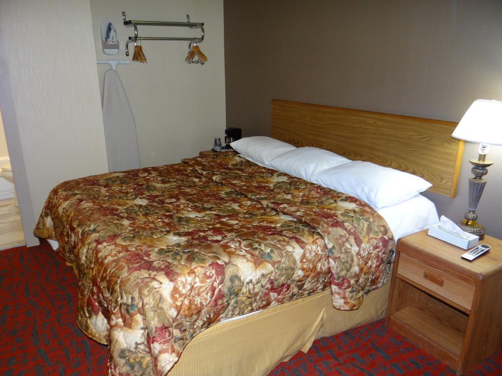 Edelweiss Ski Lodge Ellicottville Kamer foto